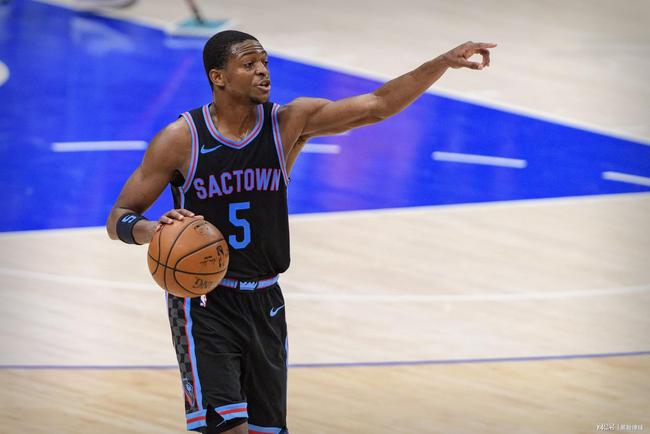 世界杯之王！国际乒联盛赞樊振东：19岁夺首冠 3连冠历史唯一.