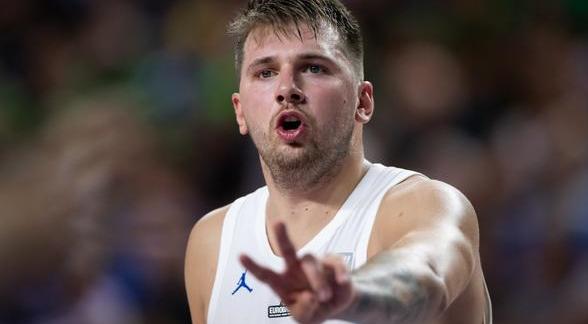 盘点NBA本赛季至今的50分先生，快船2人拿过50分，一队3人都拿过